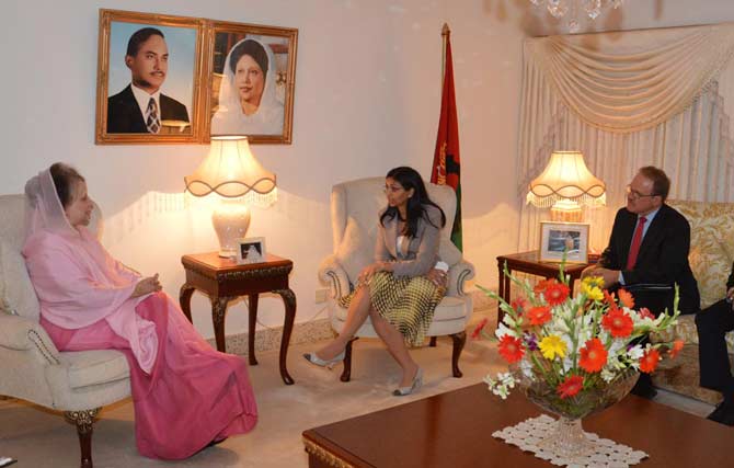 People want polls under non-party govt: Khaleda tells Biswal